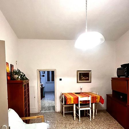 Rooms For Rent Livorno-Center Exteriör bild
